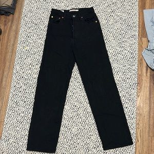 Levi’s rib cage straight ankle jeans